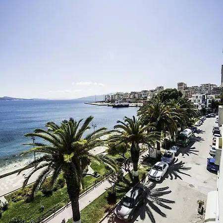 Klironomi Hotel *