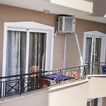 Klironomi Hotel *