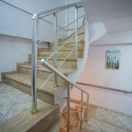 Szálloda Klironomi *
