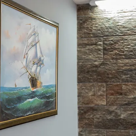 Klironomi Hotel Sarandë